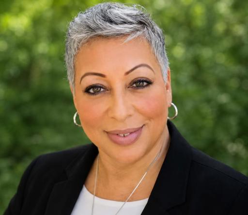 Mystical Chi a professional Psychic Medium, Spiritualist Minister, teacher, author, and speaker with more than 30 years of experience. 