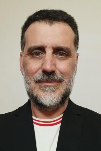 With 28 years of experience in the spiritual field, Faria offers insightful, accurate and compassionate psychic readings with a positive, direct and n